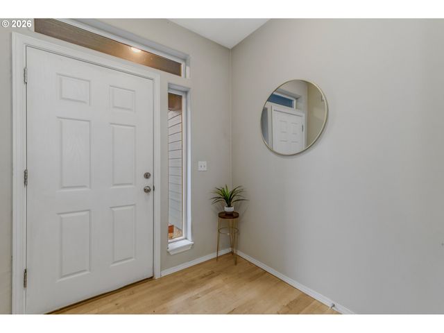 1215 Sw 175TH Ave, Beaverton, OR 97003