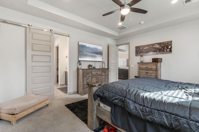 1694 Tesoro Loop NW, Los Lunas, NM 87031