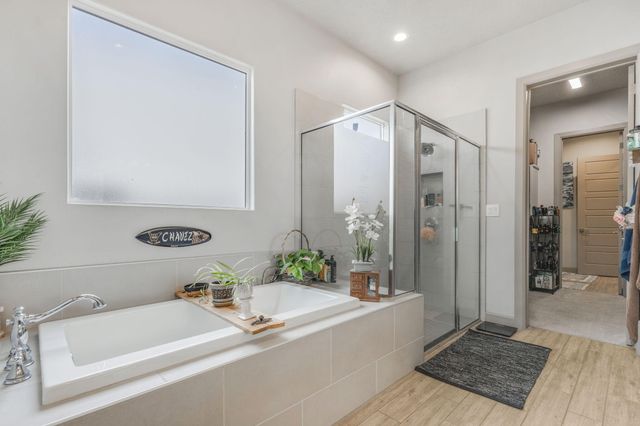 1694 Tesoro Loop NW, Los Lunas, NM 87031