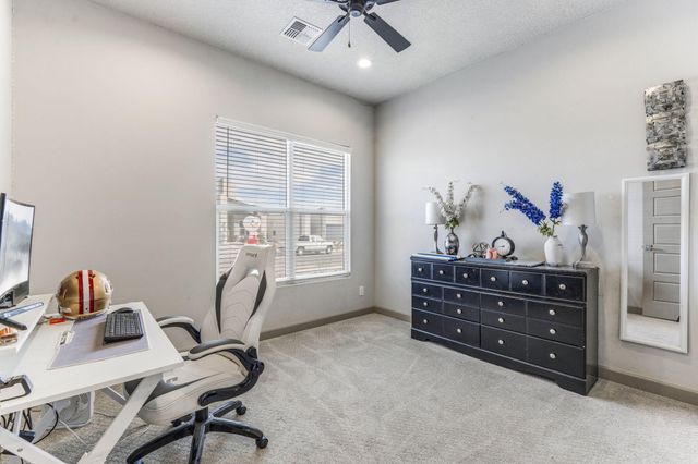 1694 Tesoro Loop NW, Los Lunas, NM 87031