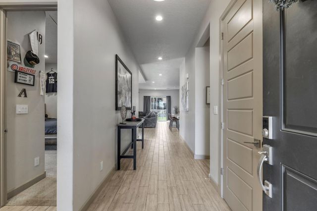 1694 Tesoro Loop NW, Los Lunas, NM 87031