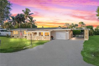2249 Ephraim AVE, Fort Myers, FL 33907