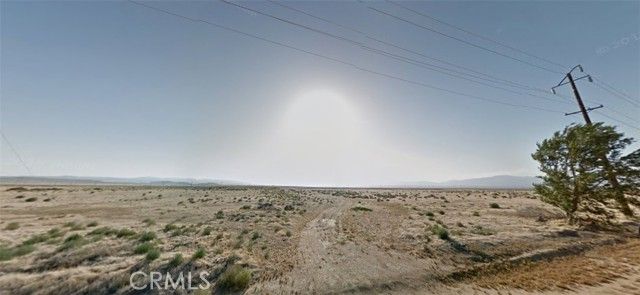 8 112th Street, Los Angeles, CA 93536