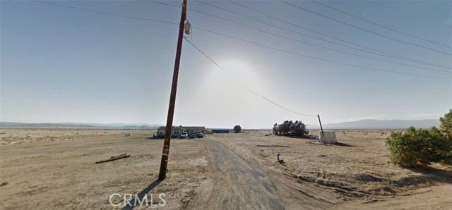 8 112th Street, Los Angeles, CA 93536