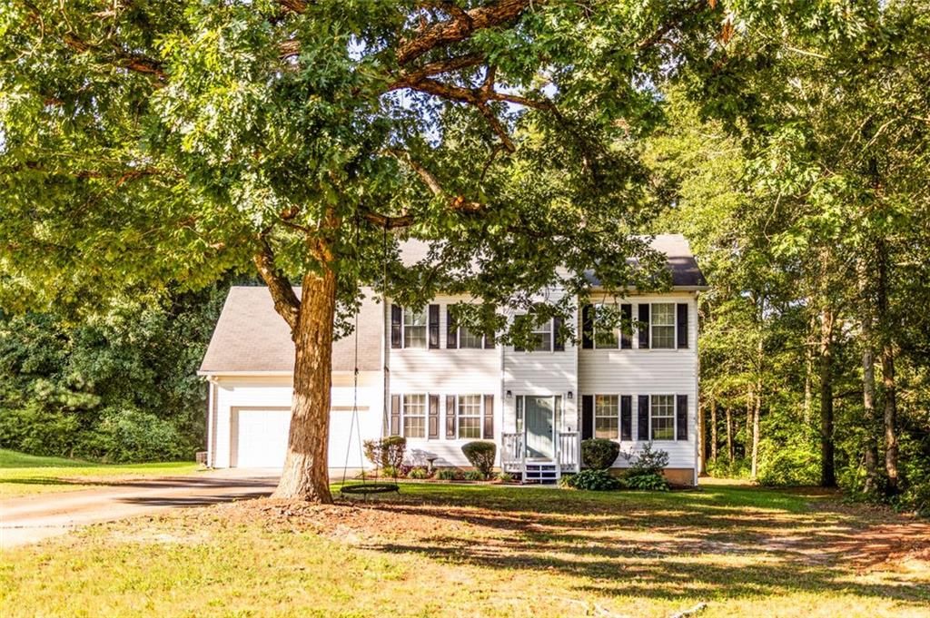 3605 Cobblestone Drive, Loganville, GA 30052