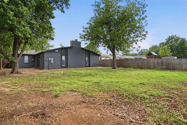 5101 NW 47th Street, Warr Acres, OK 73122