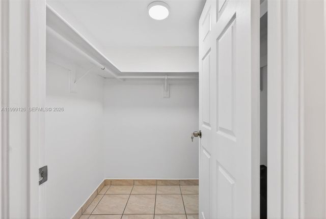 8250 Byron Ave 404, Miami Beach, FL 33141