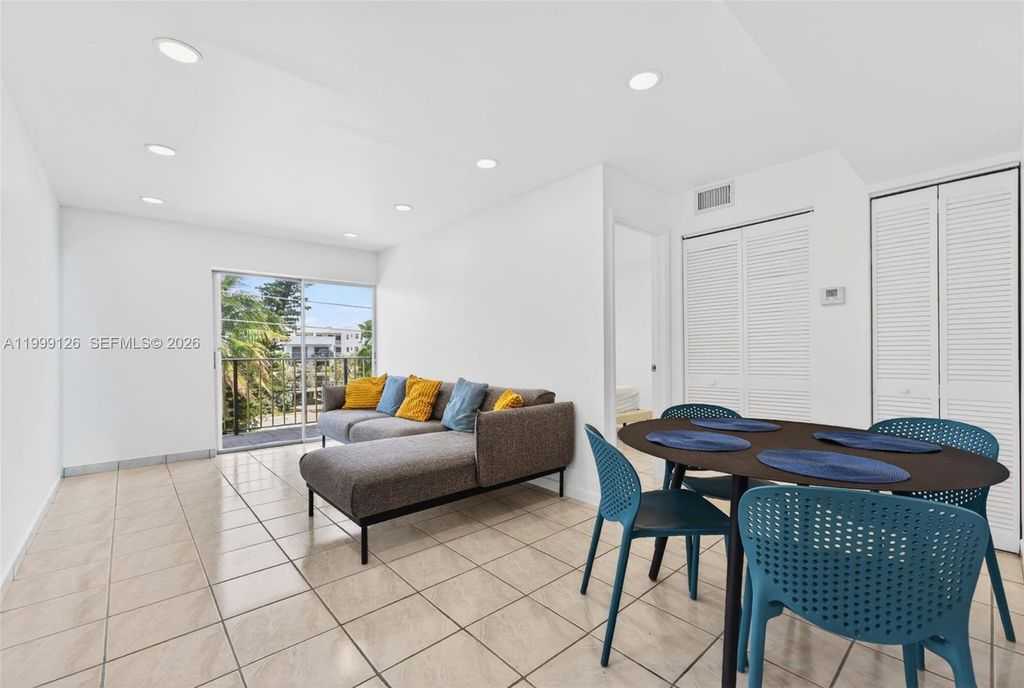 8250 Byron Ave 404, Miami Beach, FL 33141