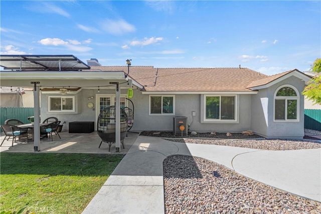 2111 W Avenue K9, Lancaster, CA 93536