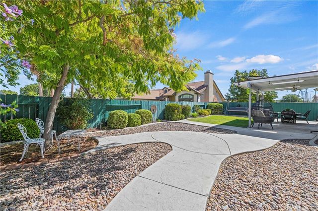 2111 W Avenue K9, Lancaster, CA 93536