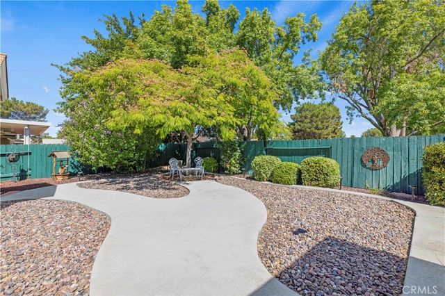 2111 W Avenue K9, Lancaster, CA 93536