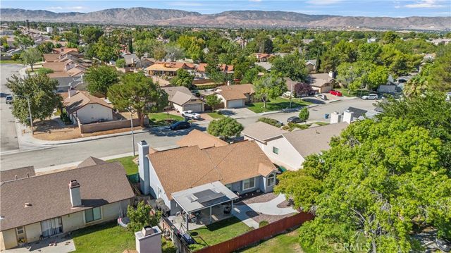 2111 W Avenue K9, Lancaster, CA 93536
