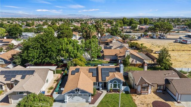2111 W Avenue K9, Lancaster, CA 93536