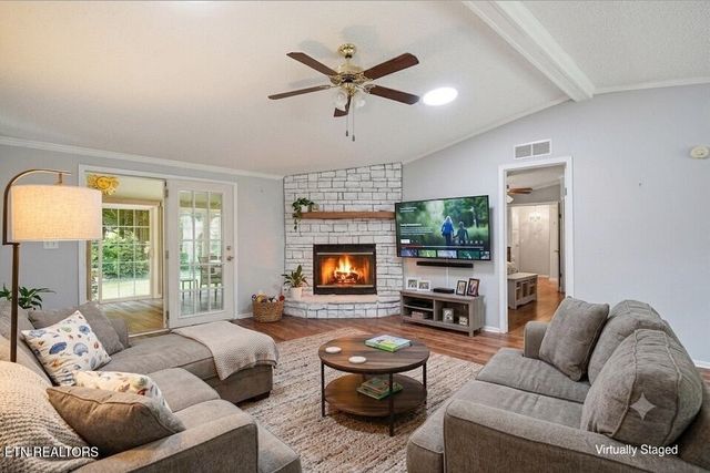 128 Prestonwood Drive, Crossville, TN 38558