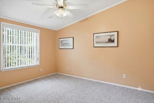 128 Prestonwood Drive, Crossville, TN 38558