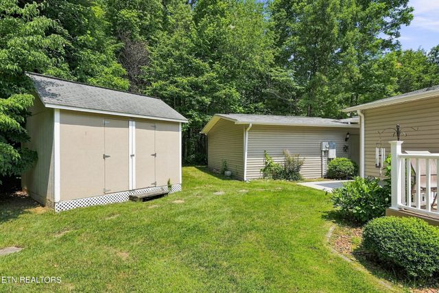 128 Prestonwood Drive, Crossville, TN 38558