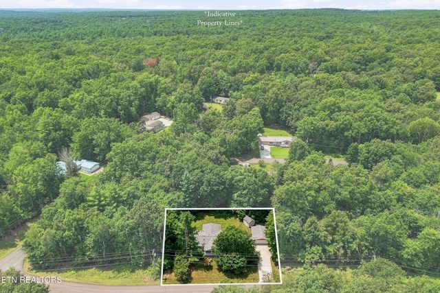 128 Prestonwood Drive, Crossville, TN 38558