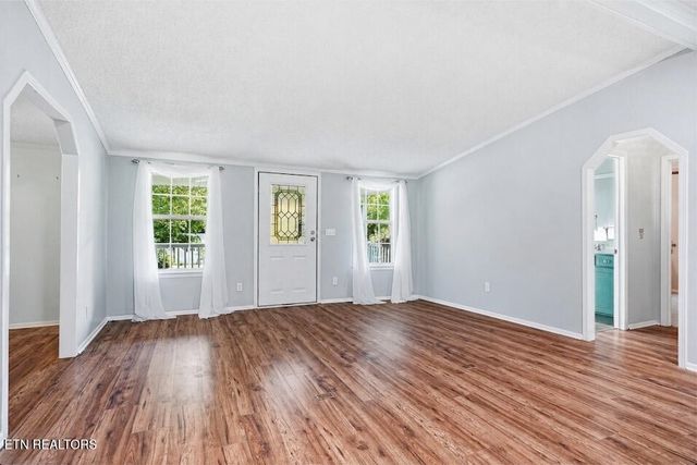 128 Prestonwood Drive, Crossville, TN 38558