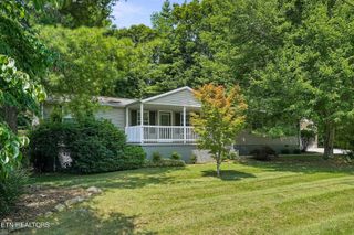 128 Prestonwood Drive, Crossville, TN 38558