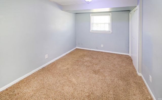 8311 Sycamore Drive, Newburgh, IN 47630