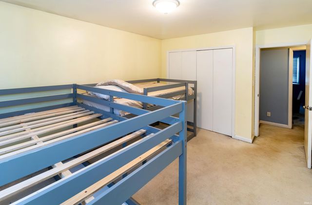 8311 Sycamore Drive, Newburgh, IN 47630