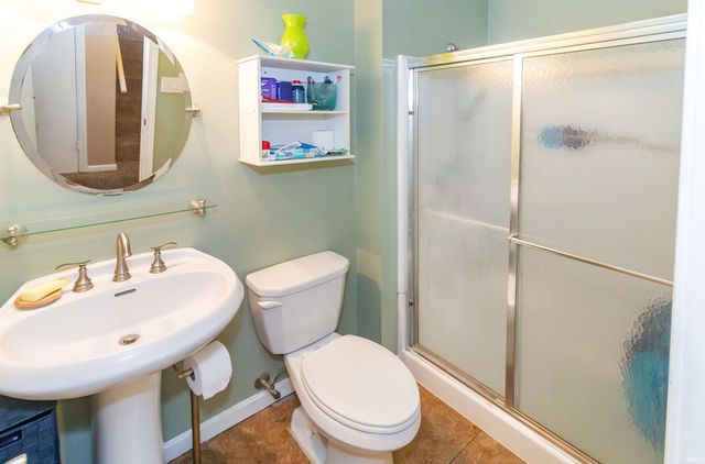 8311 Sycamore Drive, Newburgh, IN 47630