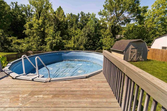 8311 Sycamore Drive, Newburgh, IN 47630