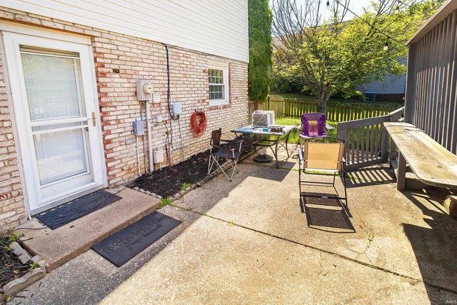 8311 Sycamore Drive, Newburgh, IN 47630