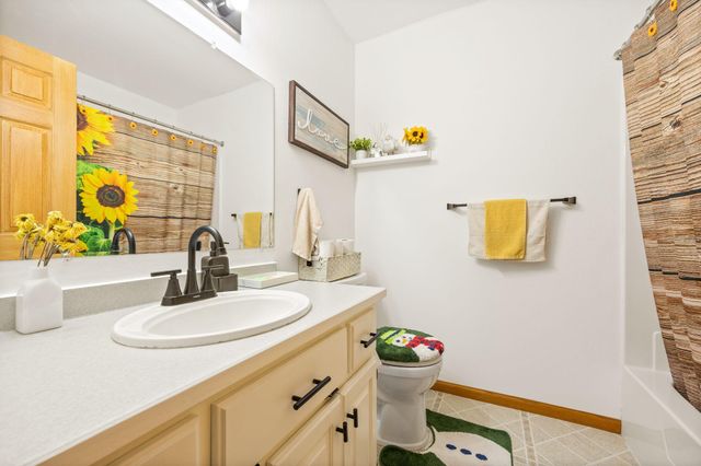 493 California Street NW, Hutchinson, MN 55350