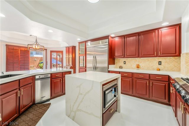 7526 Gossamer Wind Street, Las Vegas, NV 89139