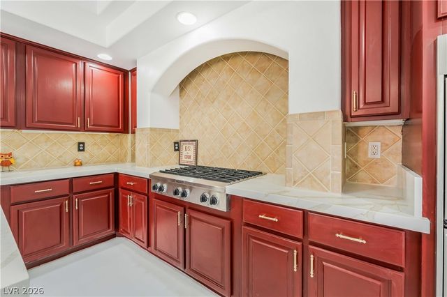 7526 Gossamer Wind Street, Las Vegas, NV 89139