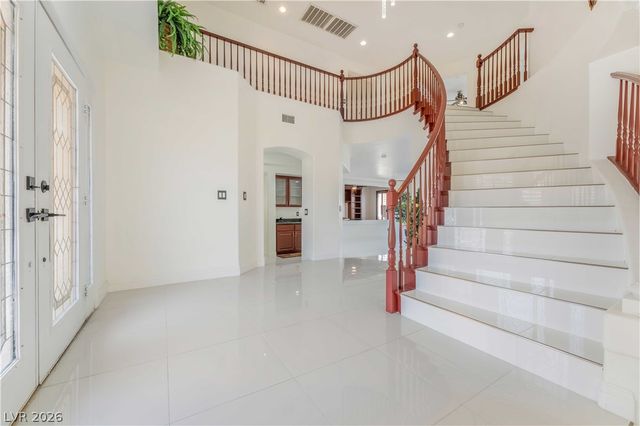 7526 Gossamer Wind Street, Las Vegas, NV 89139