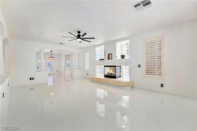 7526 Gossamer Wind Street, Las Vegas, NV 89139