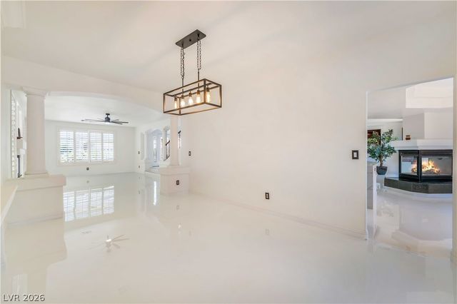 7526 Gossamer Wind Street, Las Vegas, NV 89139