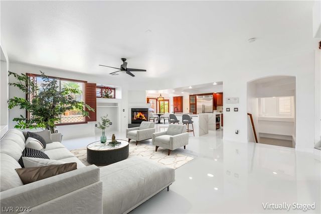 7526 Gossamer Wind Street, Las Vegas, NV 89139
