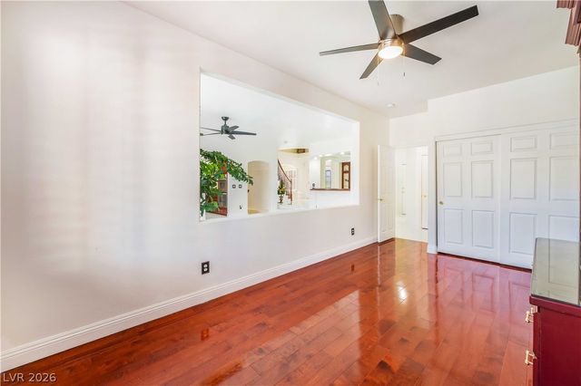 7526 Gossamer Wind Street, Las Vegas, NV 89139