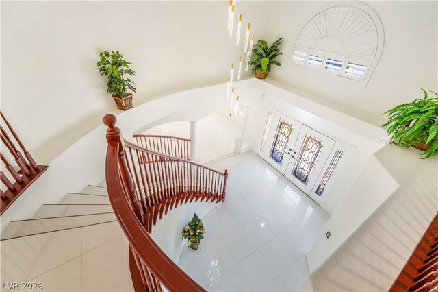 7526 Gossamer Wind Street, Las Vegas, NV 89139