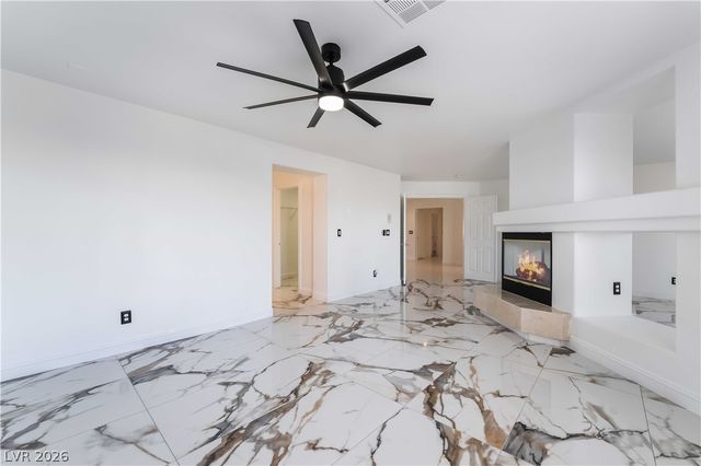 7526 Gossamer Wind Street, Las Vegas, NV 89139