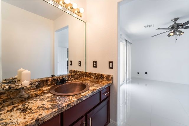 7526 Gossamer Wind Street, Las Vegas, NV 89139