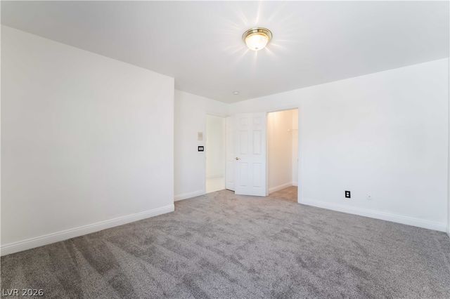7526 Gossamer Wind Street, Las Vegas, NV 89139