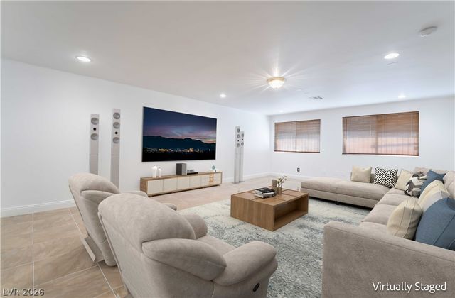 7526 Gossamer Wind Street, Las Vegas, NV 89139