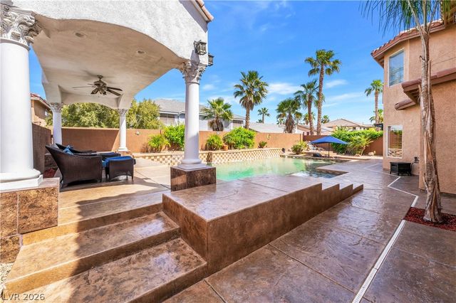 7526 Gossamer Wind Street, Las Vegas, NV 89139