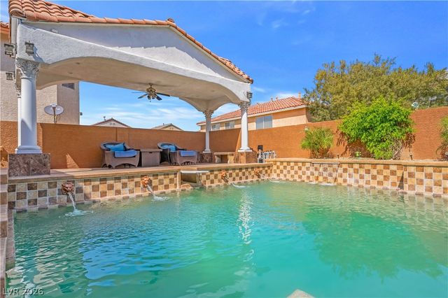 7526 Gossamer Wind Street, Las Vegas, NV 89139