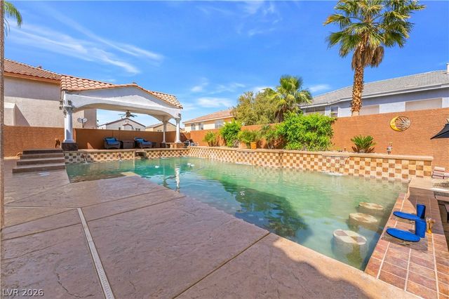 7526 Gossamer Wind Street, Las Vegas, NV 89139