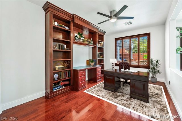 7526 Gossamer Wind Street, Las Vegas, NV 89139