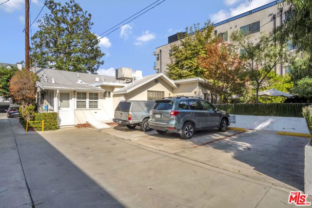 10814 Blix Street, North Hollywood (los Angeles), CA 91602