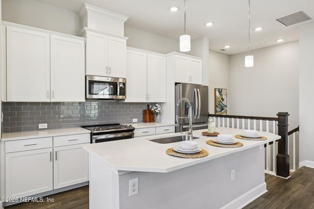 11451 WHITE CAP Court, Jacksonville, FL 32256