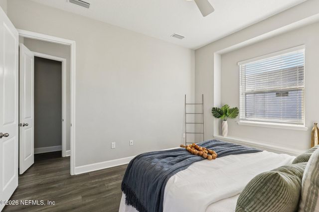 11451 WHITE CAP Court, Jacksonville, FL 32256