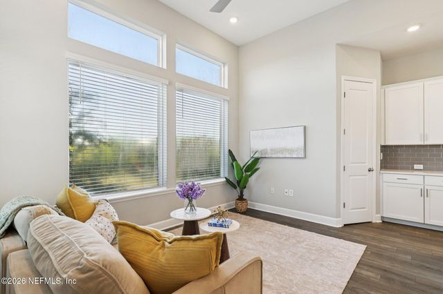 11451 WHITE CAP Court, Jacksonville, FL 32256