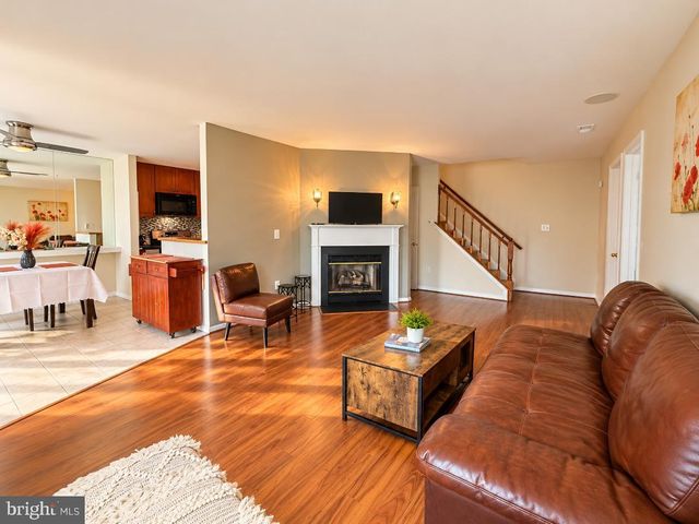 419 STEEPLECHASE CT, Deptford, NJ 08096